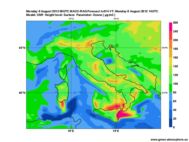 A MACC ozone forecast graphic centered on Italy