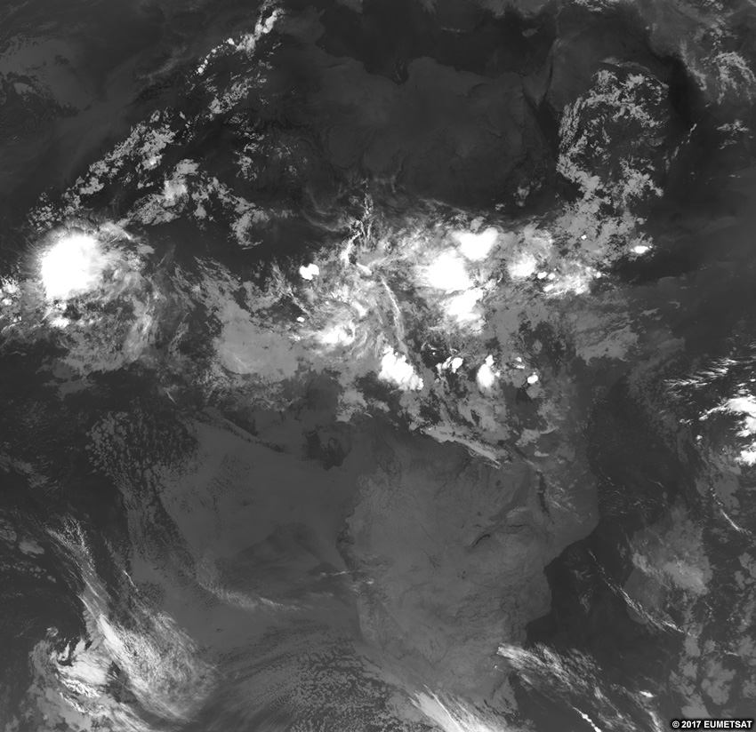 Imagerie infrarouge EUMETSAT sur l'Afrique, 0300 - 1300 UTC 16 août 2017