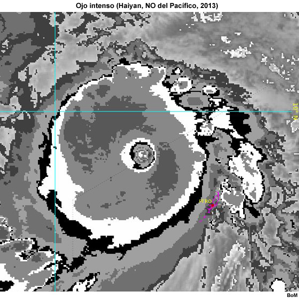 Imagen IR realzada del ojo bien definido del tifón Haiyan, noroeste del Pacífico, 2013