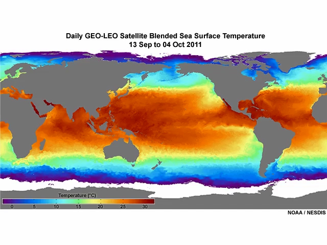 30-day blended geostationary and polar-orbiting satellite sea surface temperature analysis animation for September 13 to October 04, 2011.