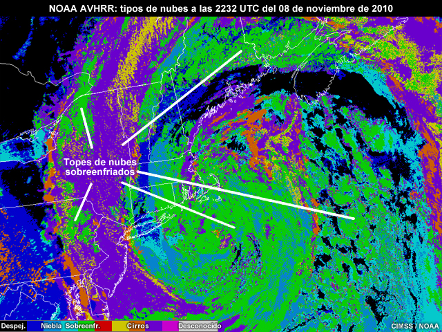 Representacin de una tormenta en la costa este de los Estados Unidos en un producto tipos de nubes generado a partir de datos del AVHRR de la NOAA a las 22:32 UTC del 8 de noviembre de 2010