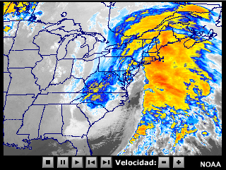 Animación del noreaster de abril 2007 observado con el canal infrarrojo del GOES-12 (coloreado).