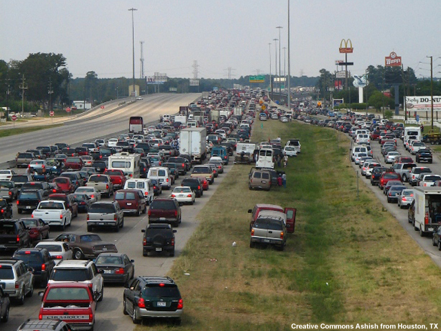 Embotellamiento en la carretera interestatal I-45 durante la evacuación provocada por huracán Rita, en Texas.