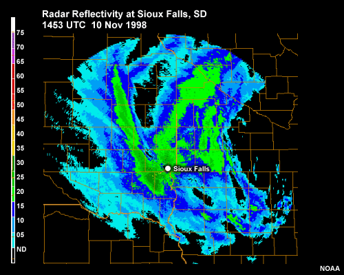 Loop of Radar Reflectivity at Sioux Falls, SD 1453 UTC to 1701 UTC 10 Nov 1998 showing persistent banded precipitation through the period