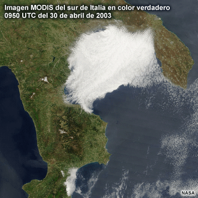 Imagen MODIS del sur de Italia en color verdadero, 0950 UTC del 30 de abril de 2003
