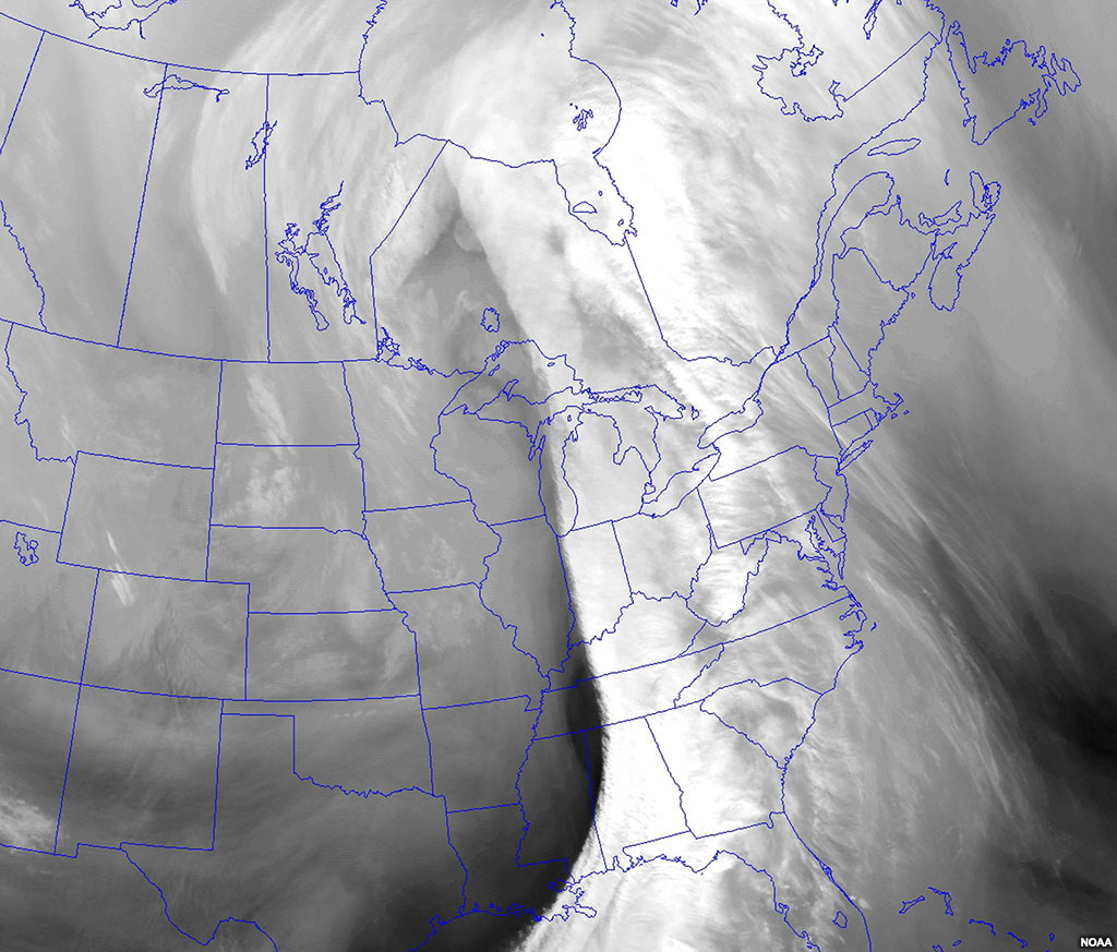 Satellite loop for 2015 November 19.