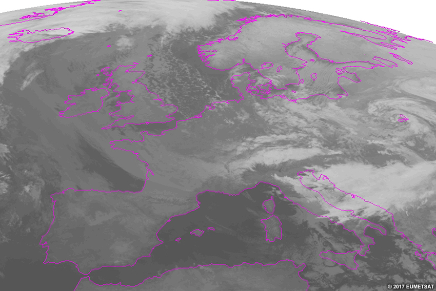 IR satellite loop from 00-12 UTC on January 5, 2017.