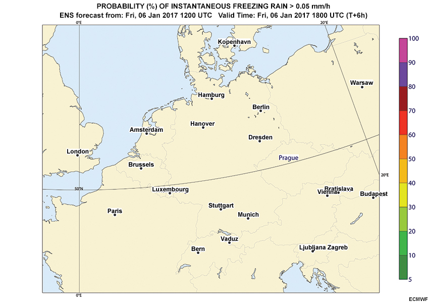 A loop of the probability of instantaneous freezing rain exceeding 0.05 mm/h, initialized 12Z on 6 January with forecast hours every 6 hours through 12Z 9 January (hours 00 - 72).