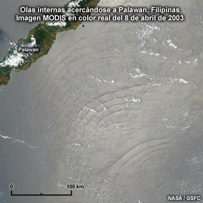 Olas internas acercándose a Palawan, Filipinas; imagen MODIS en color real del 8 de abril de 2003