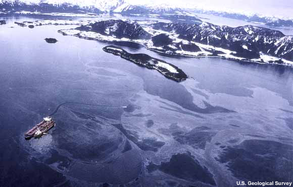 Picture of Exxon Valdez oil slick
