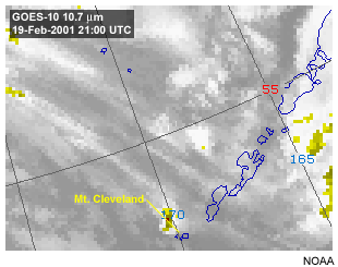 Erupcin volcnica de monte Cleveland en el canal de la ventana infrarroja de onda larga de 10,7 micrmetros del GOES-10.