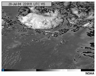 Esta animacin muestra una secuencia de imgenes del canal visible del GOES-8 con las regiones de valores de brillo alto realzadas para una tormenta.
