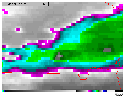 Esta imagen muestra cumulonimbos en el canal de vapor de agua de 6,7 micrmetros del GOES-8