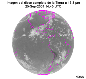 Imagen del disco completo de la Tierra en el canal de 13,3 micrmetros.