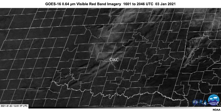 Images en boucle de GOES-16 du spectre visible rouge de 0,64 µm du matin jusqu’au milieu de l'après-midi, de 1601 à 2046 UTC, le 03 janvier 2021