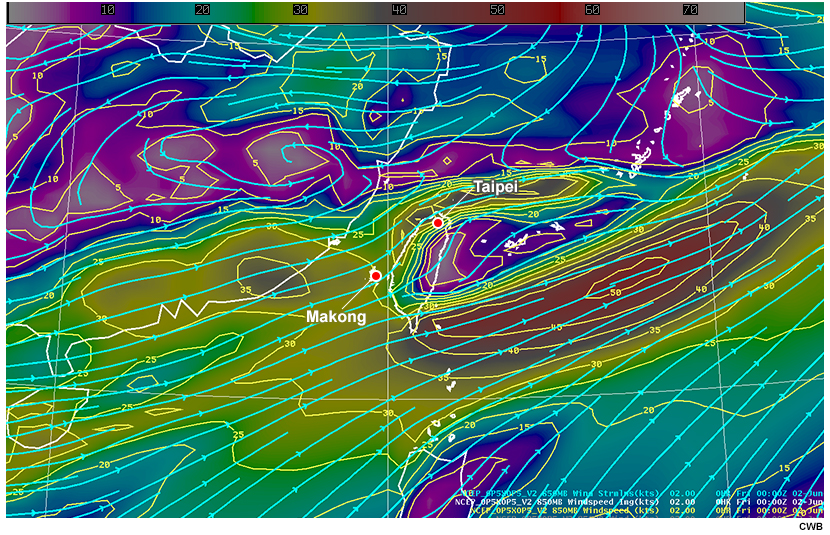 Model analysis of 850 hPa streamlines (kts) and wind speed (kts) at 00 Z on June 2, 2017.