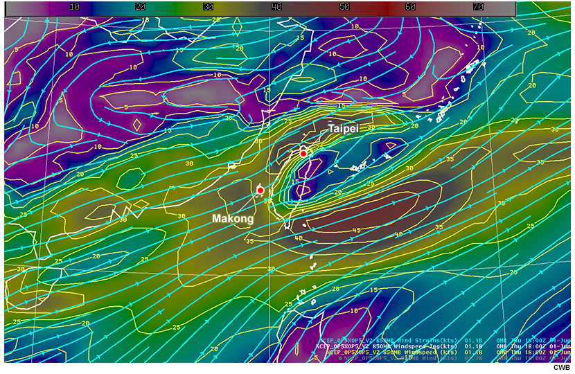 Model analysis of 850 hPa streamlines (kts) and wind speed (kts) at 18 Z on June 1, 2017.