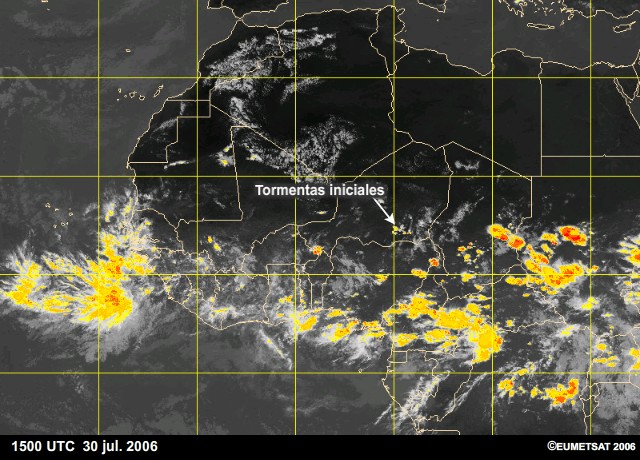 Sistema convectivo de mesoescala con línea de turbonada captado en imágenes satelitales infrarrojas de Meteosat de África occidental el 30-31 de julio de 2006.