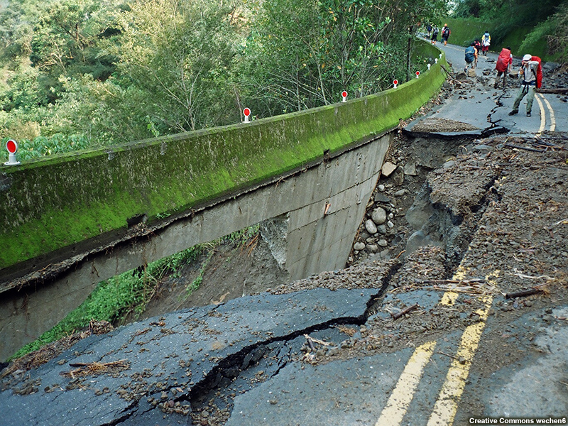 Road damage due to Typhoon Morakot (2009).
