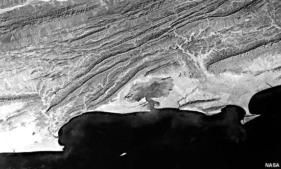 Satellite image of the Makran Coast and the Makran Coast Range