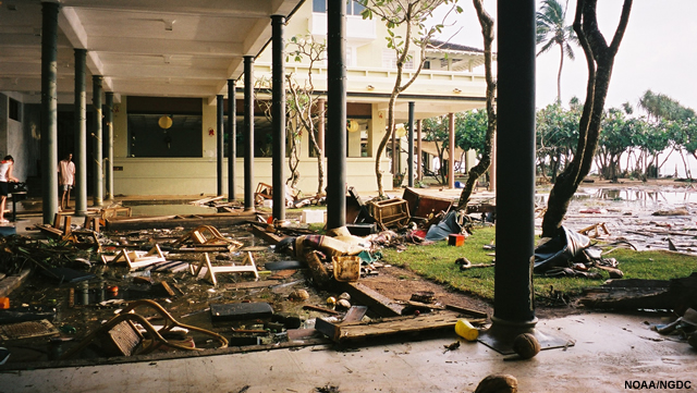 photo of debris at hotel following 2004 Indian Ocean tsunami