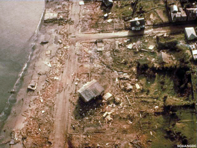 A 33 foot (10 meter) tsunami at Isla Chiloe killed 200 inhabitants.